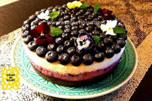 áfonyás joghurtos torta