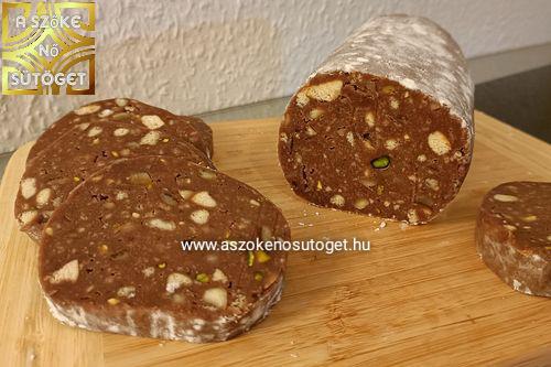 klasszikus csokis kekszszalámi